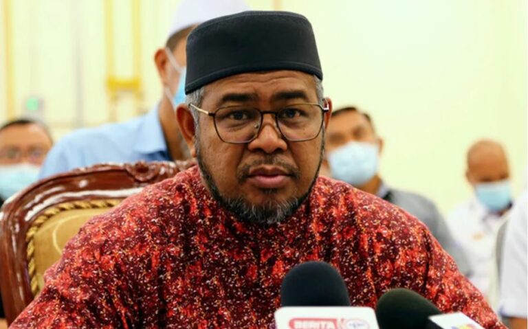 [VIDEO] Khairuddin dah tak relevan, tak kenang jasa Bersatu – Sanusi