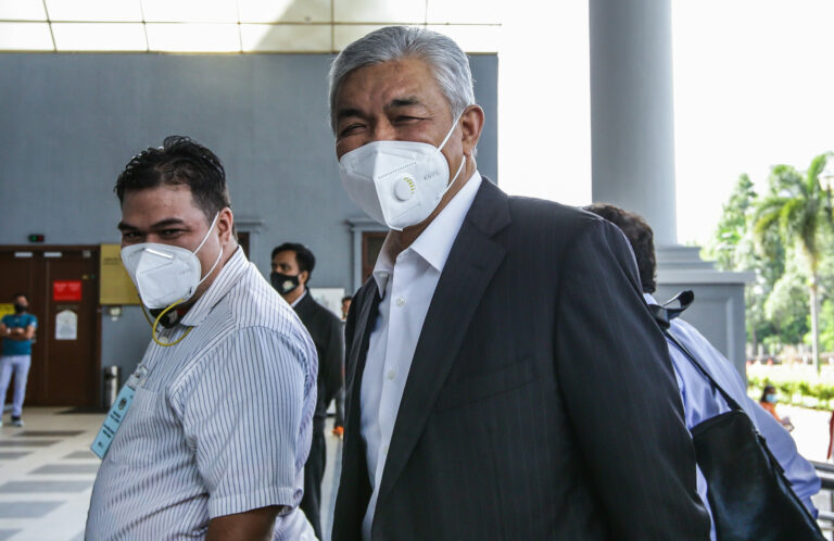 PH lakukan pendakwaan terpilih terhadap saya, lebih 20 pemimpin BN-Ahmad Zahid