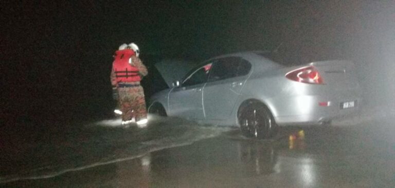Lelaki lemas cuba selamatkan kereta menggelongsor ke laut