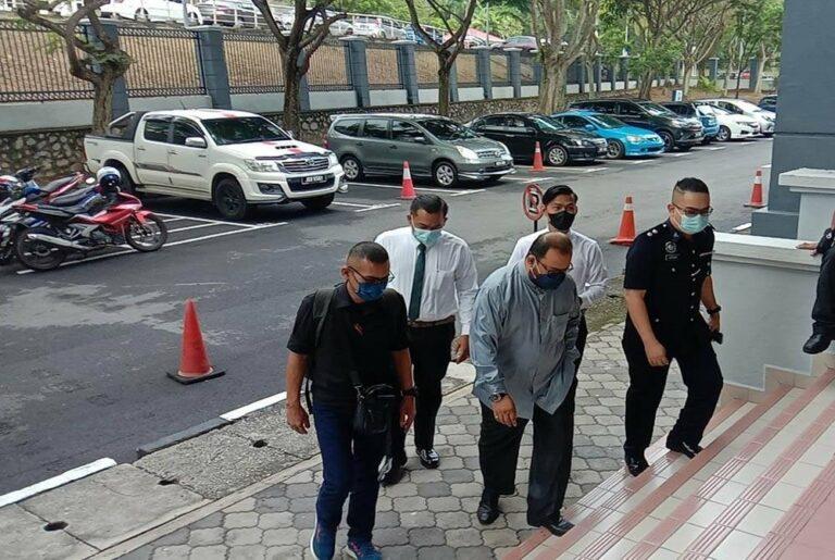 Penceramah bebas mengaku tidak bersalah tipu serah cek tendang