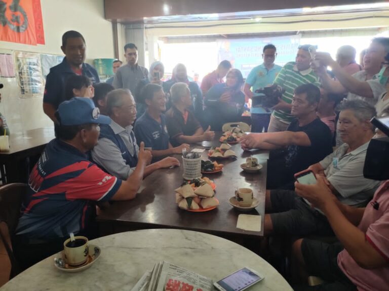Saya tiada masalah untuk berdebat – Muhyiddin