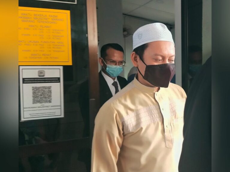 Guru KAFA didakwa hempas murid hingga patah kaki