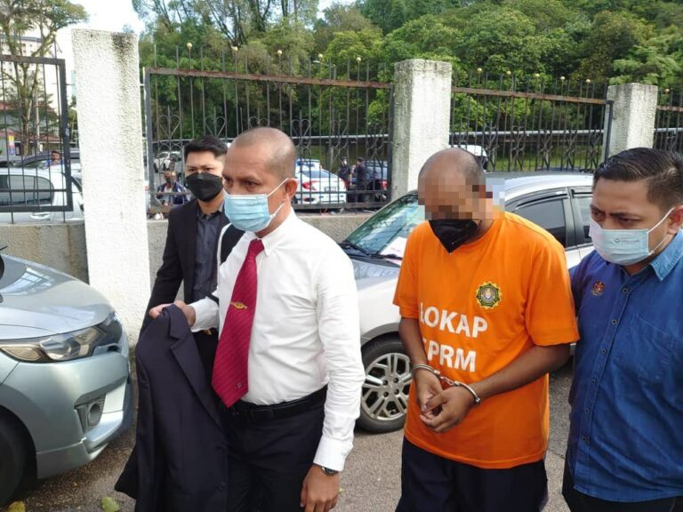 Palsukan dokumen bayaran, setiausaha GLC direman