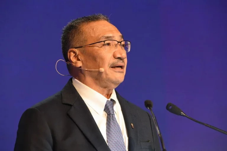 ‘Tiada kerjasama BN dengan PH’ – pendirian Hishammuddin