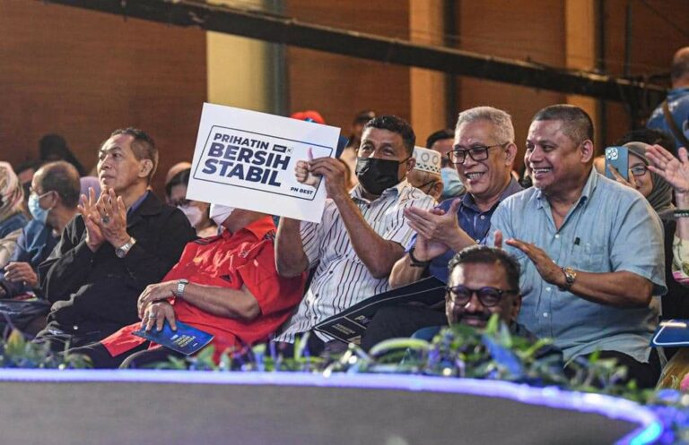 Cuti Ahad dan Isnin jika PN bentuk Kerajaan Pusat selepas 19 November