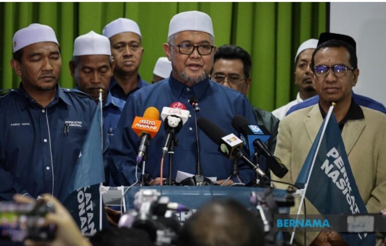 PN bincang dengan BN tubuh kerajaan di Perak