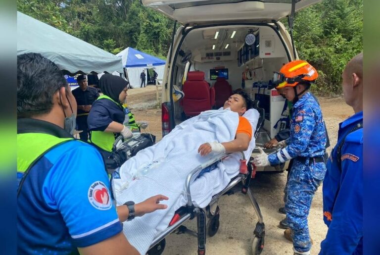 Tanah runtuh: Anggota APM pengsan sewaktu bertugas