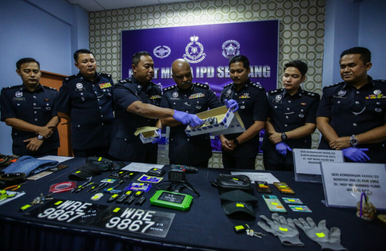 Empat ditahan jual dadah, miliki senjata api