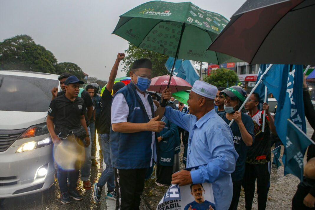 Barisan Kabinet Anwar  bukan bertujuan bela rakyat – Shahidan