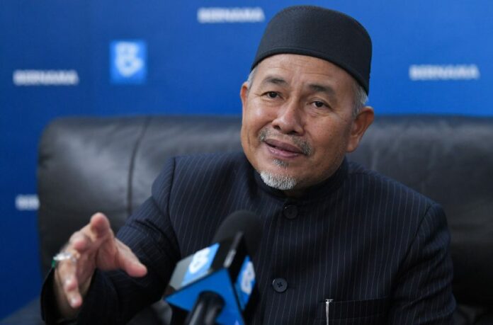 FW1152689_KL51_26032021_MENTERI-850x560