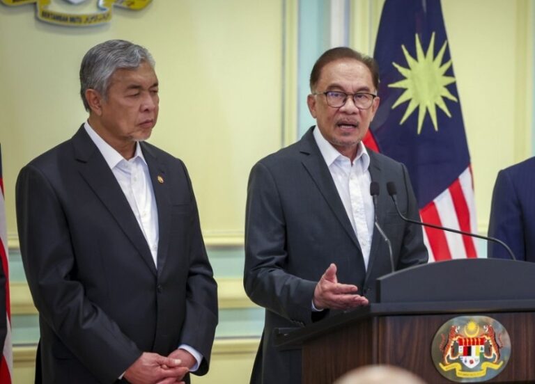 Apa yang pelik dengan kerajaan Anwar-Zahid