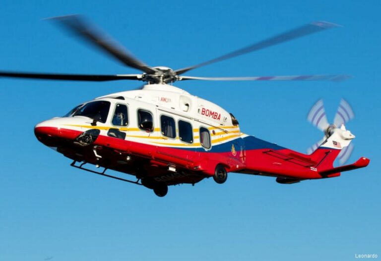 Bomba kerah dua helikopter ke kawasan terputus hubungan di Pantai Timur