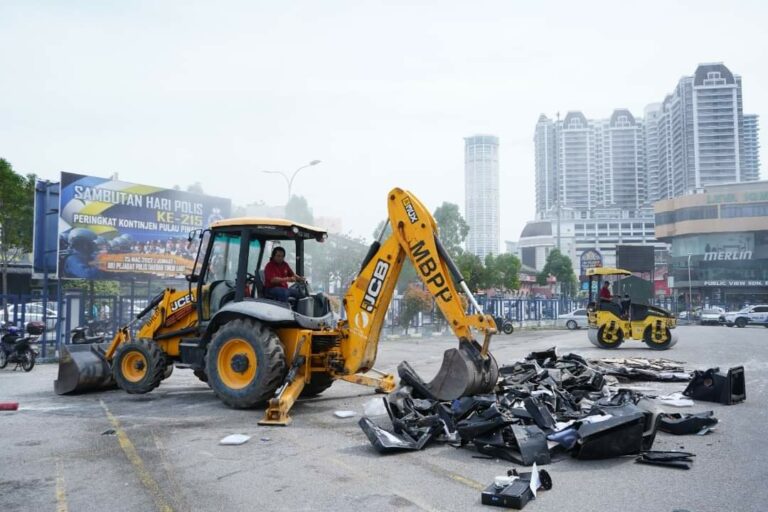 32 mesin simulator perjudian bernilai lebih RM10,000 dilupuskan