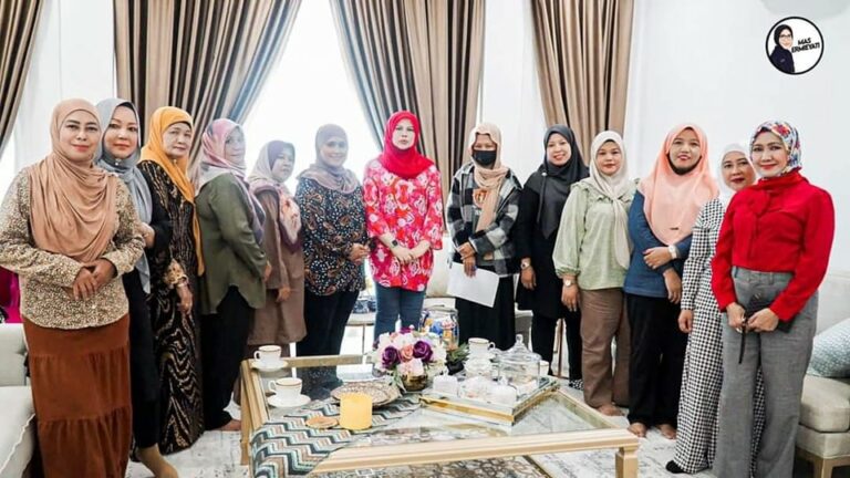 Roseniza dilantik Ketua Srikandi BERSATU Negeri Melaka