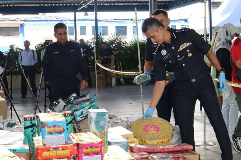 Polis Pulau Pinang rampas dadah, mercun RM400,000