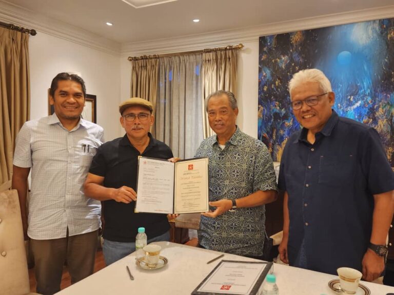 Ronald terima watikah pelantikan Ketua BPN BERSATU Sabah