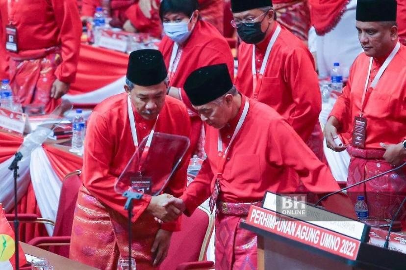 Laungan ‘sokong’, ‘boo’ sambut cadangan tak tanding dua jawatan tertinggi UMNO