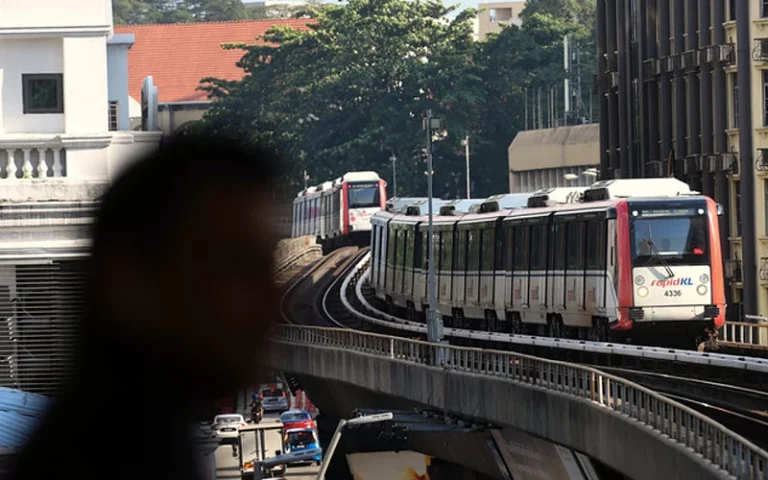 Perkhidmatan tren di enam stesen LRT dibuka semula esok