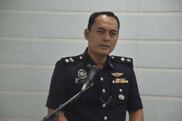 Ajak anak masuk Islam, ibu buat laporan polis terhadap guru
