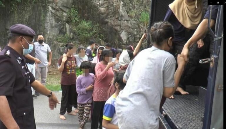 Kerajaan diminta bebaskan kanak-kanak dalam depot tahanan