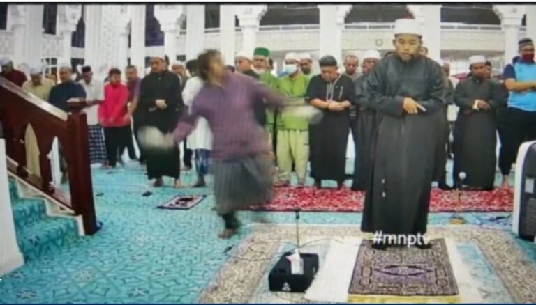 Lelaki cuba pukul imam dengan selipar ditahan