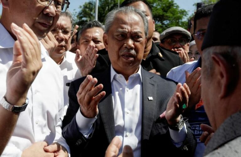 BERSATU mohon batal perintah larangan perjalanan terhadap Muhyiddin