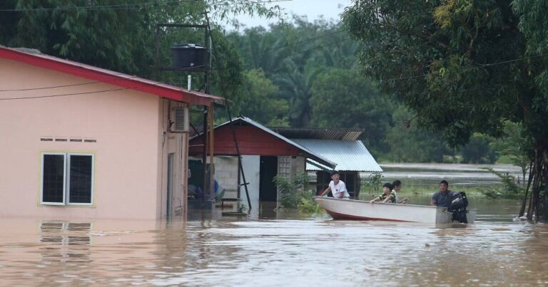 Mangsa banjir di lima negeri melonjak lebih 27,000 orang pagi ini