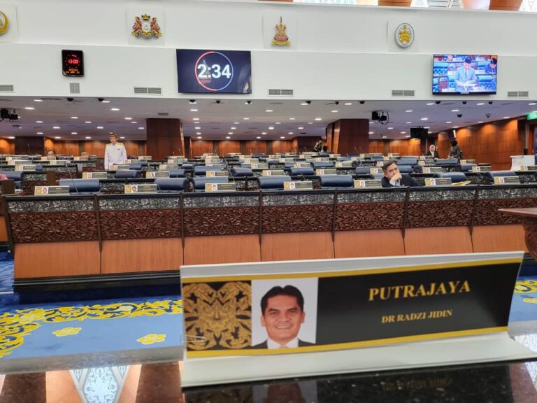 Hanya seorang ahli Parlimen dari blok kerajaan, kata Radzi Jidin pada hari terakhir sidang Dewan Rakyat
