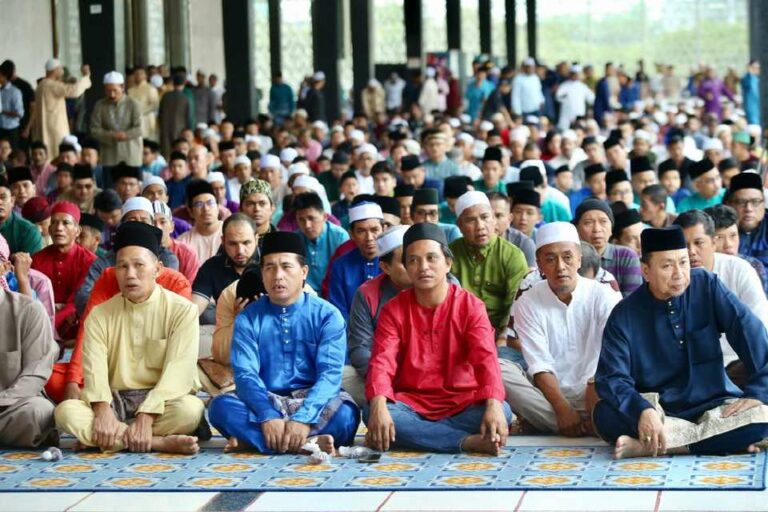 Solat Aidilfitri: Pemakaian pelitup muka amat digalakkan