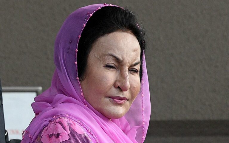 Mahkamah benarkan Rosmah tangguh prosiding rayuan sabitan kes solar