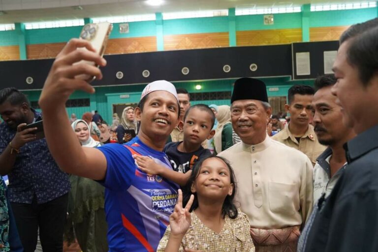 Minta sokong DAP, UMNO di penghujung hayat – Muhyiddin