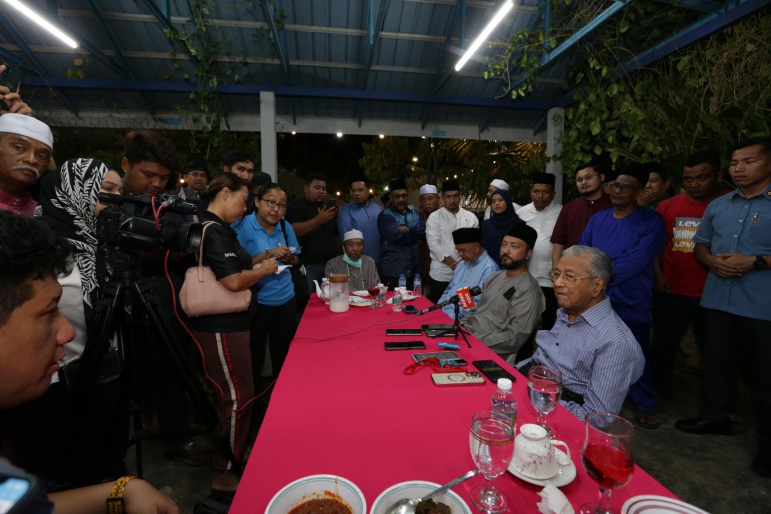 Di mana ada UMNO, di situ Pejuang ‘tadak’ – Mukhriz 