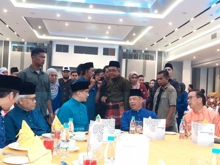 Lantik kleptokrat, perasuah berdepan kes mahkamah jejaskan keyakinan pelabur, kata Azmin