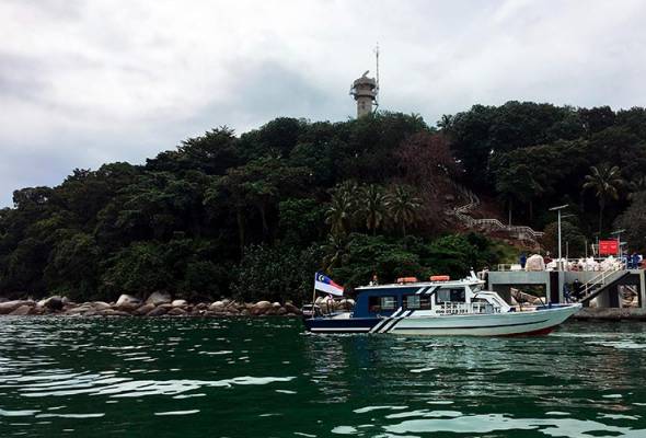 Tiga pulau di Melaka diwartakan sebagai Taman Laut Negara