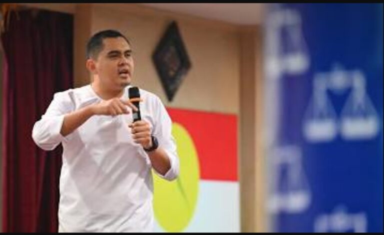 Desak DAP mohon maaf: ‘Pemuda UMNO tidak akan tarik balik kenyataan’ – Dr Akmal