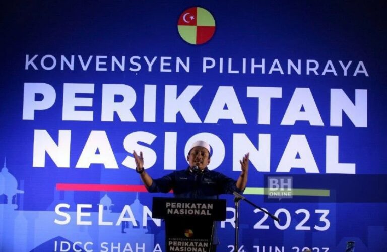 “DAP layan BN macam kain buruk…’’ – Ahmad Fadhli