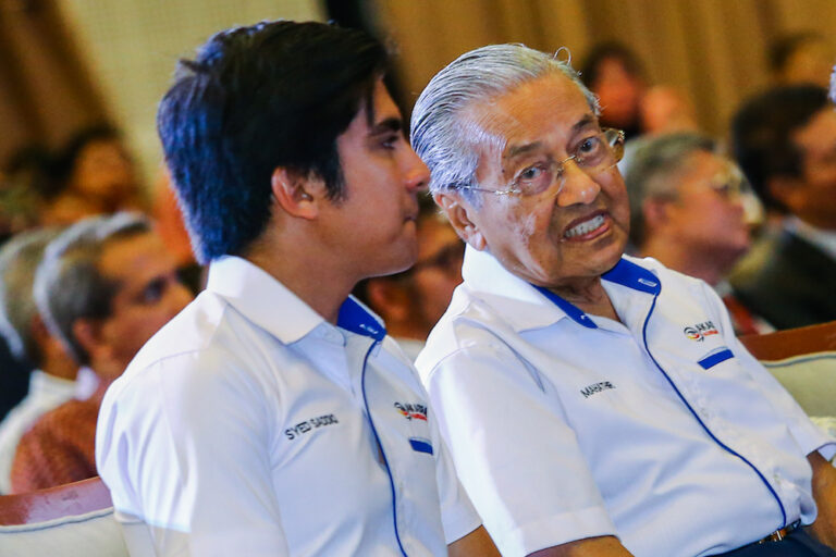 MUDA gerak solo pada PRN sia-sia – Mahathir