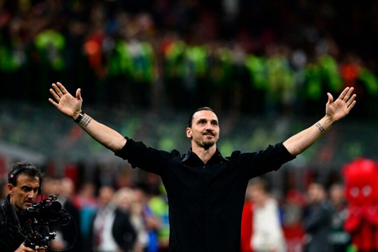 Ibrahimovic umum persaraan daripada bola sepak