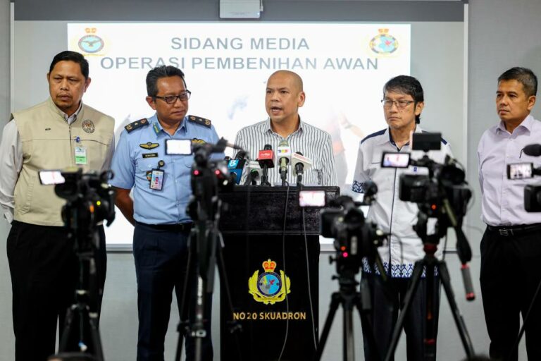 Armizan: Misi serampang dua mata operasi pembenihan awan
