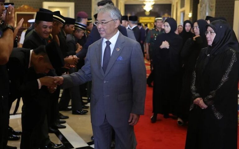 Agong, Permaisuri berangkat tunai haji