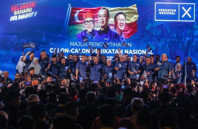 PRN Selangor: Azmin di Hulu Kelang, Rina Harun DUN Batu Tiga