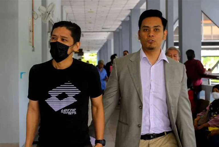 Penyelia Felda didakwa seleweng bayaran wang peneroka