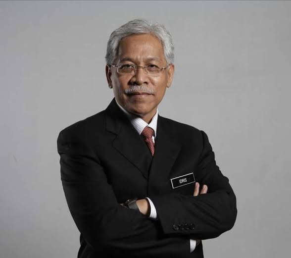 UMNO kalah di 89 kerusi: Idris Jusoh gesa Zahid letak jawatan
